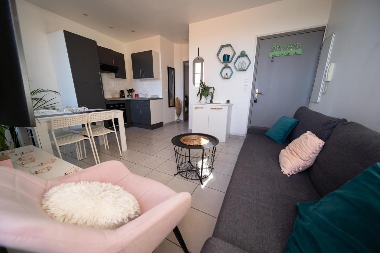 T2 33M2 Climatise - Frejus Centre, Proche Plage المظهر الخارجي الصورة